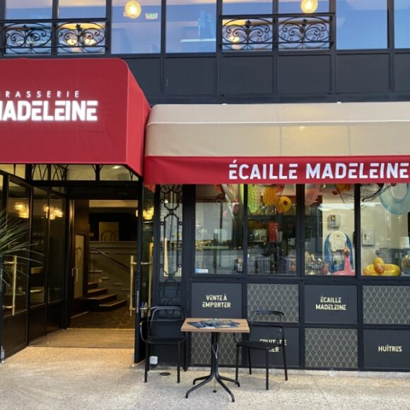 Réalisation stores corbeille pour la Brasserie Madeleine au Mans