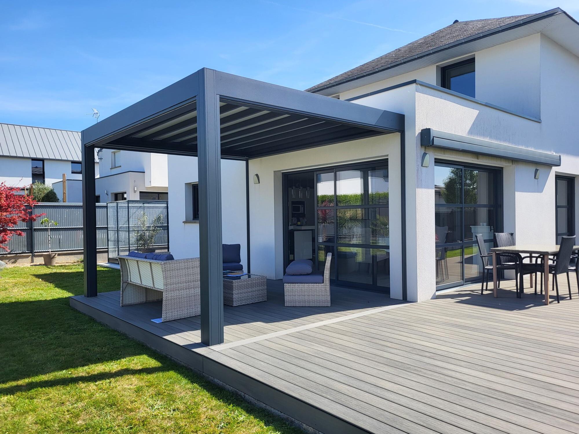 Pergola à toile rétractable à toit plat